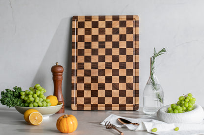 THETCHRY Cutting Boards for Kitchen, Checkered Cutting Board Upgraded, Acacia Wood Chopping Board with Juice Grooves & Handles, Large Butcher Block Serving Tray with Gift Box, 16.5" x 11.6" x 0.8"